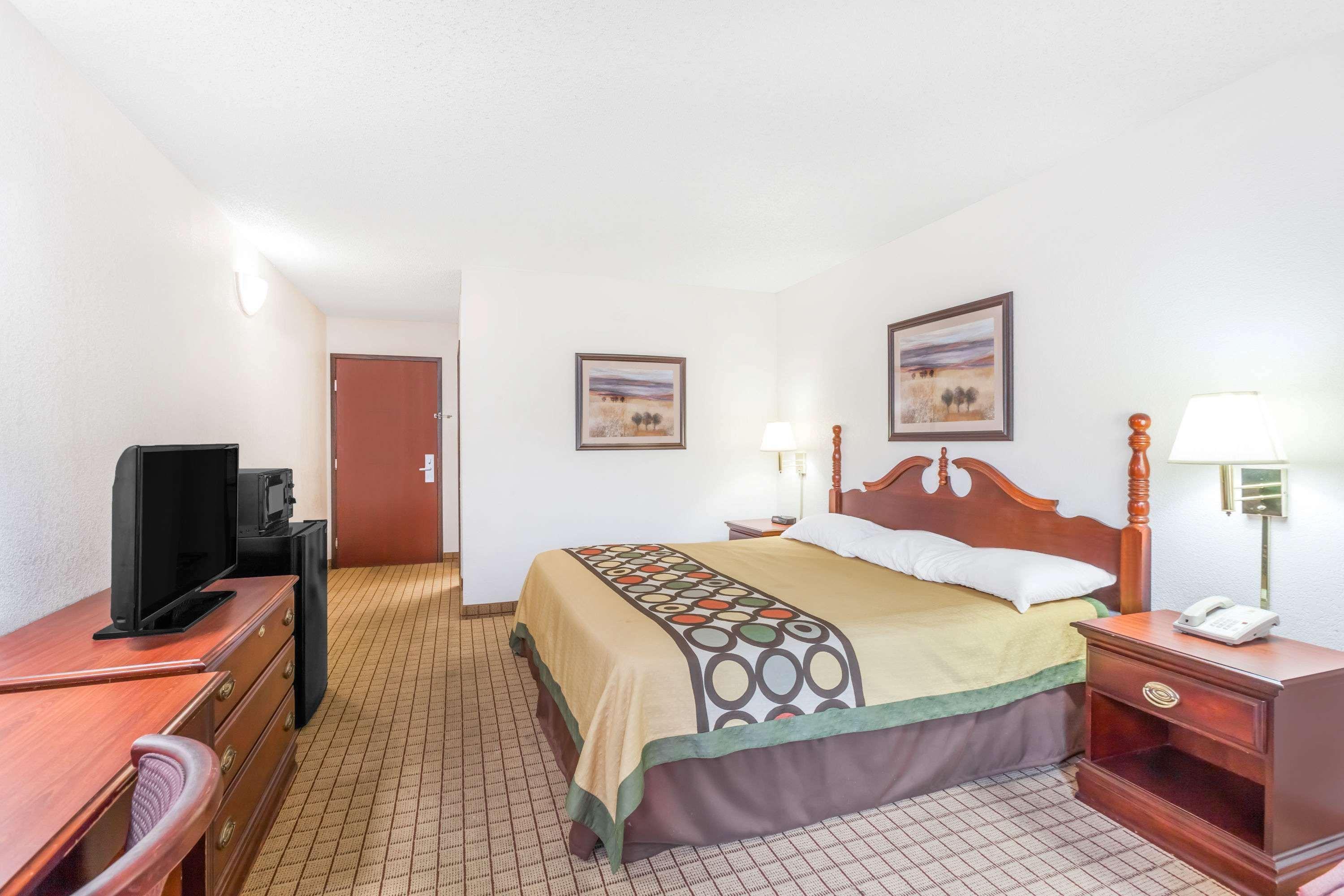 Super 8 By Wyndham Conway Hotel Exterior foto